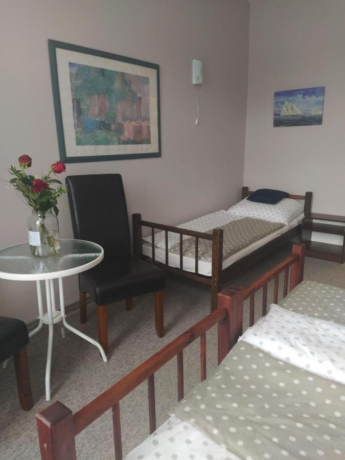 Hotel Koruna Penzion Teplice nad Metují Εξωτερικό φωτογραφία