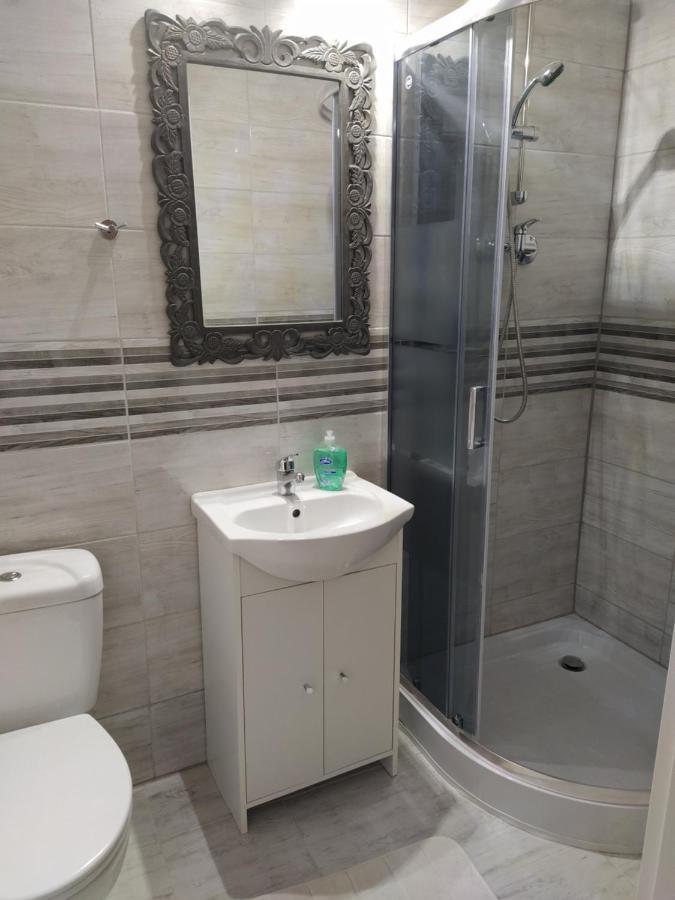 Hotel Koruna Penzion Teplice nad Metují Εξωτερικό φωτογραφία
